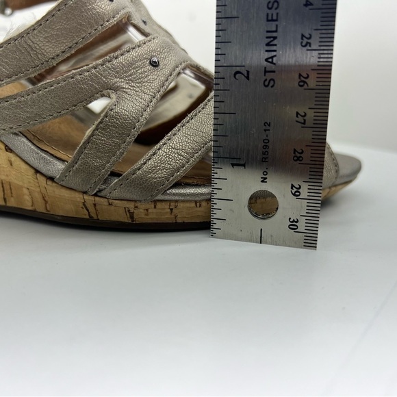 Clarks Artisan Wedge Sandals Fiddle String Espadrille Leather Neutral Tan Summer - Picture 13 of 16